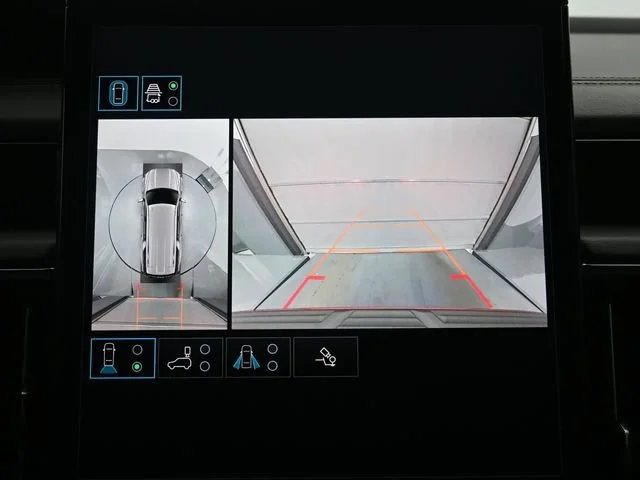 Used 2025 Volcanic Red Tintcoat GMC Elevation image 18