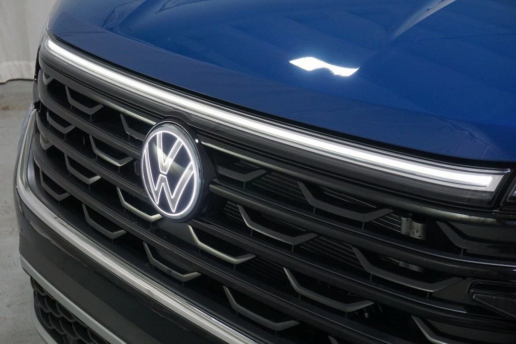 2025 Volkswagen Atlas Cross Sport SE w/Tech - Photo 36