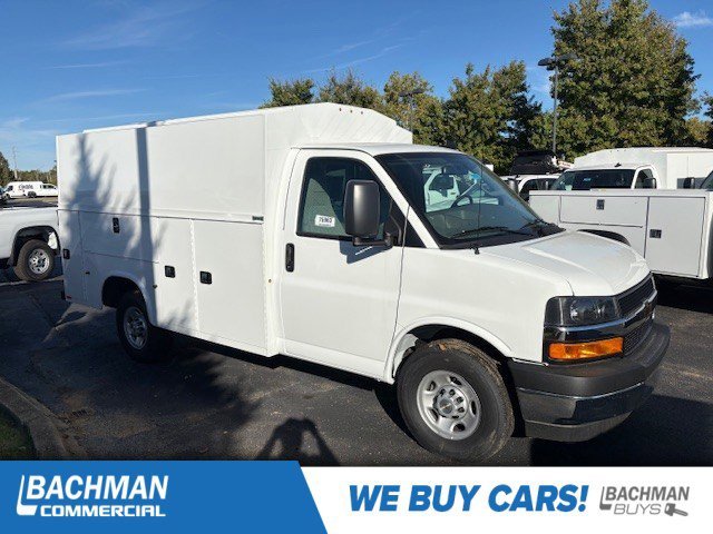 2025 Chevrolet Express Cutaway