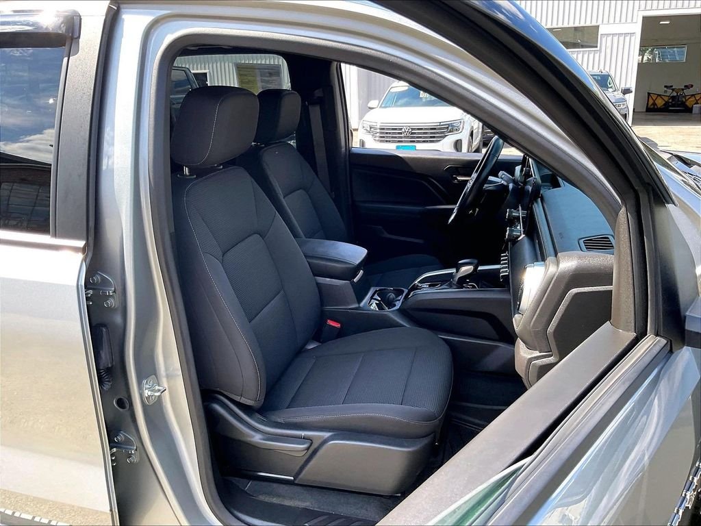 Used 2024 Gray Chevrolet LT image 11