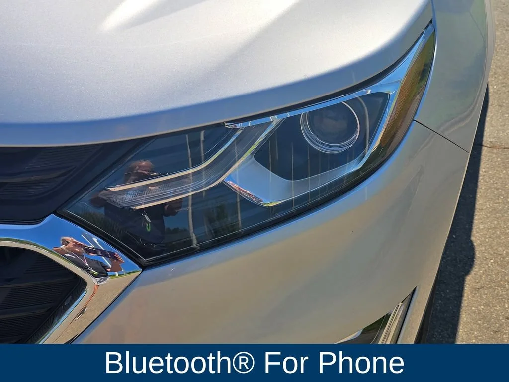 Used 2020 SILVER ICE METALLIC Chevrolet LS image 8