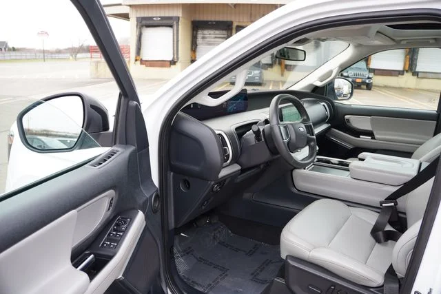 Used 2025 White Ford Active image 15