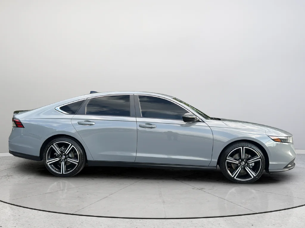 Certified Used 2025 Gray Honda Sport image 9