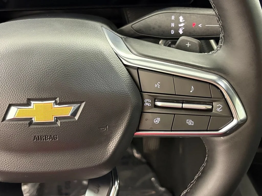 New 2026 Mosaic Black Metallic Chevrolet LT image 34