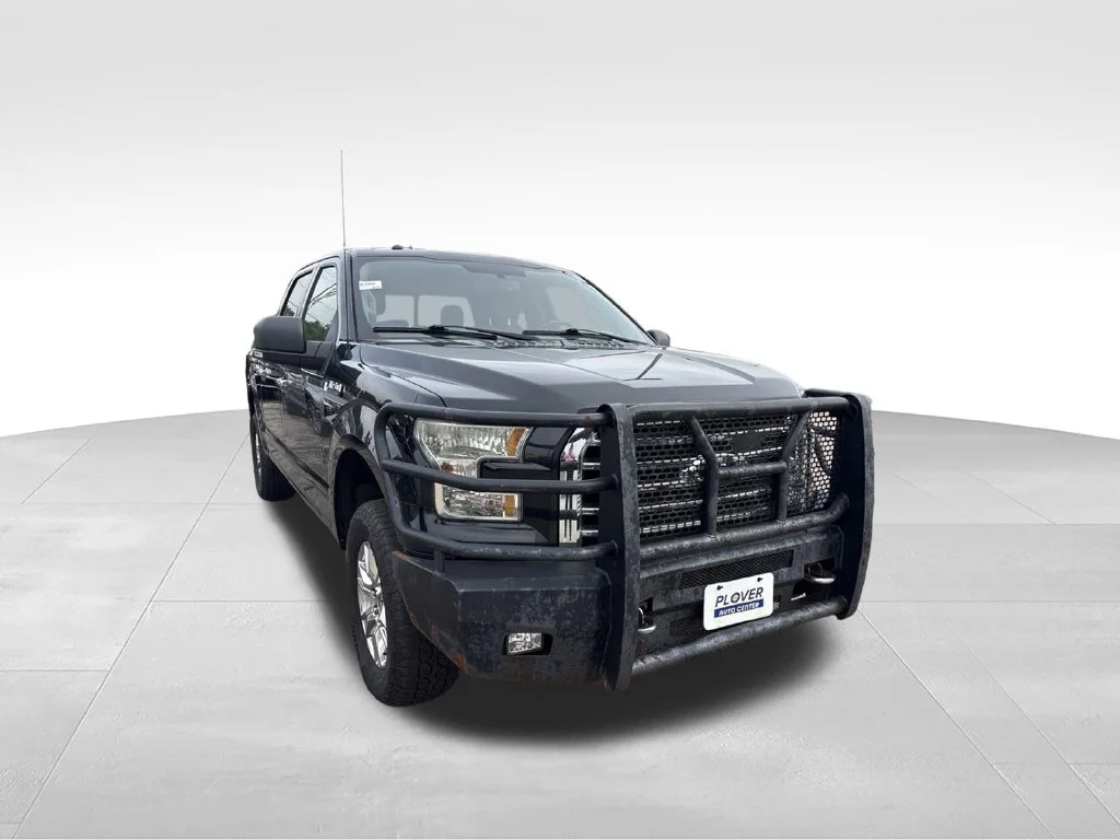Used 2015 Tuxedo Black Metallic Ford XLT image 8