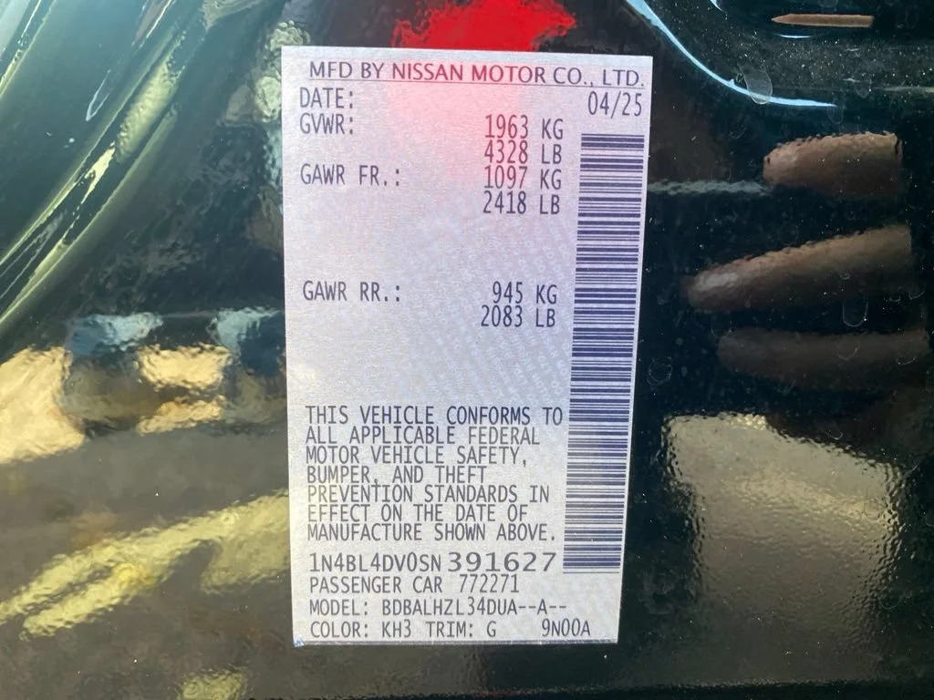 Used 2025 Black Nissan SV image 29