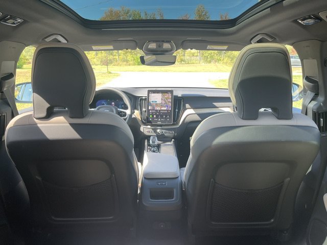 Used 2026 Blue Volvo Plus image 11