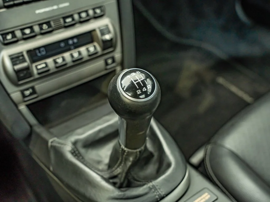 Used 2007 Arctic Silver Metallic Porsche  image 34