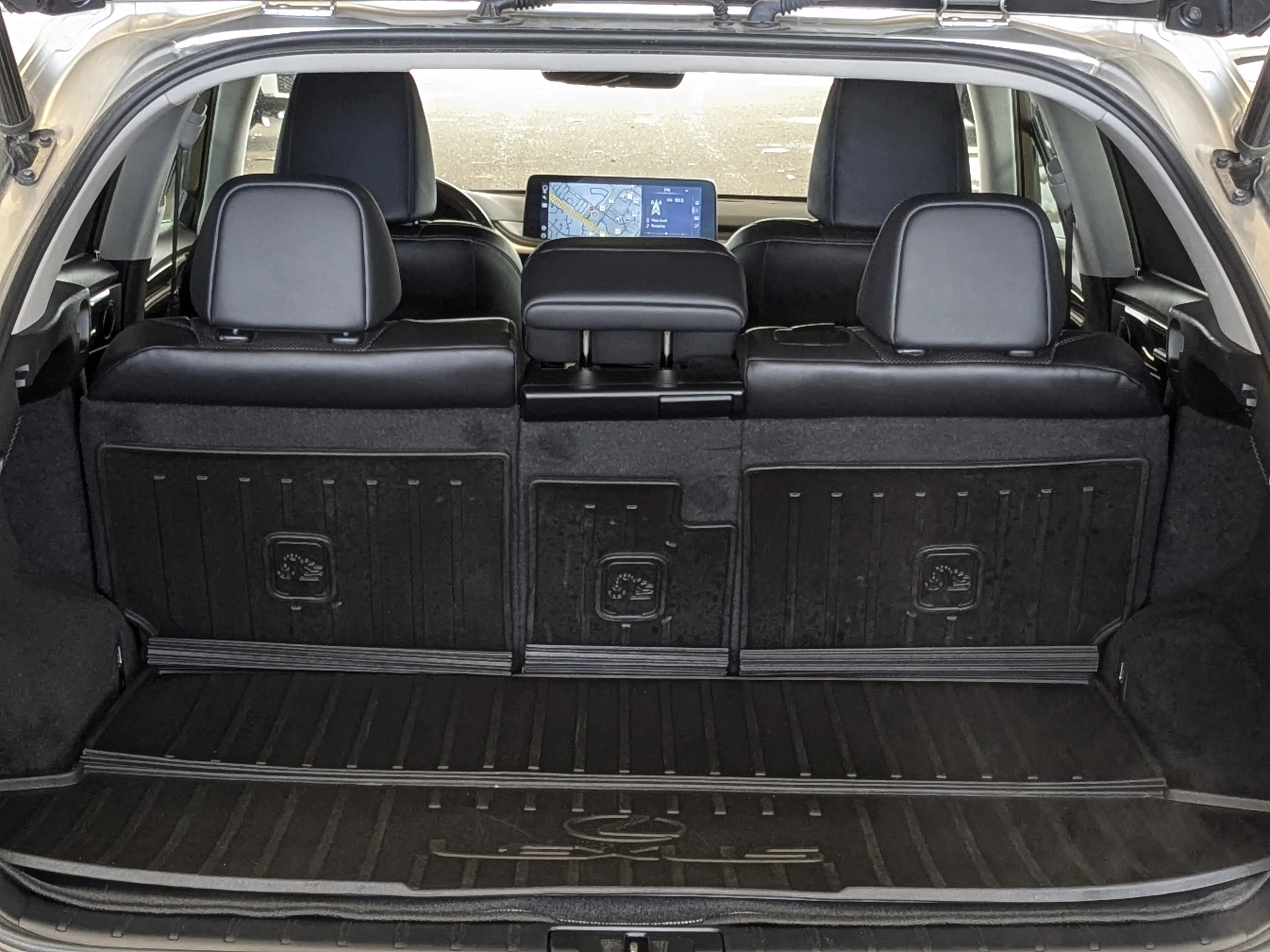 Used 2020 Silver Lexus RX 350 - 8 Touchscreen - Leather - Sunroof - image 34