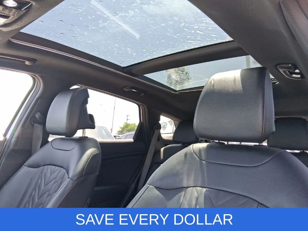 Used 2024 White Kia X-Line image 9
