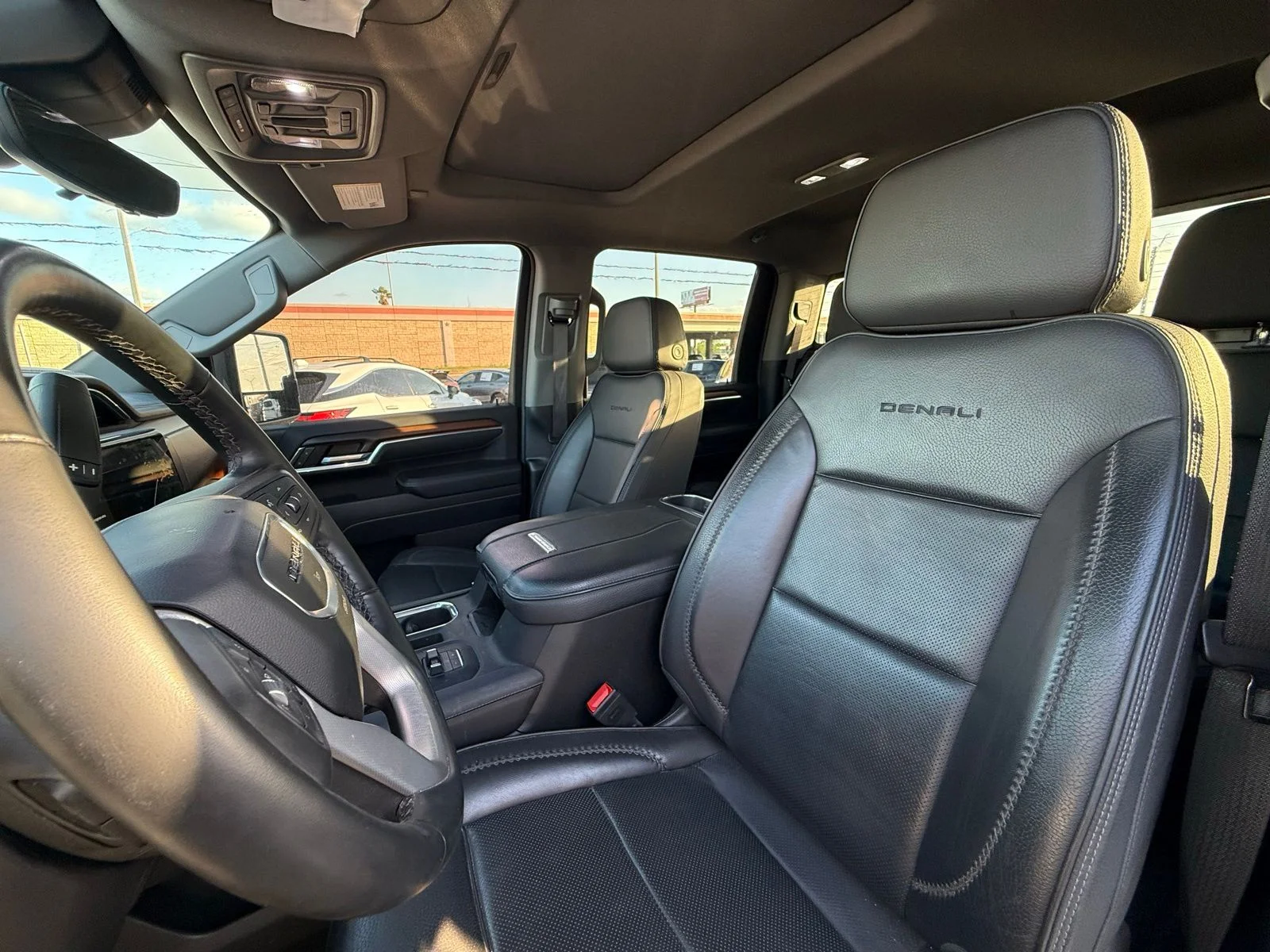 Used 2025 Black GMC Denali image 9