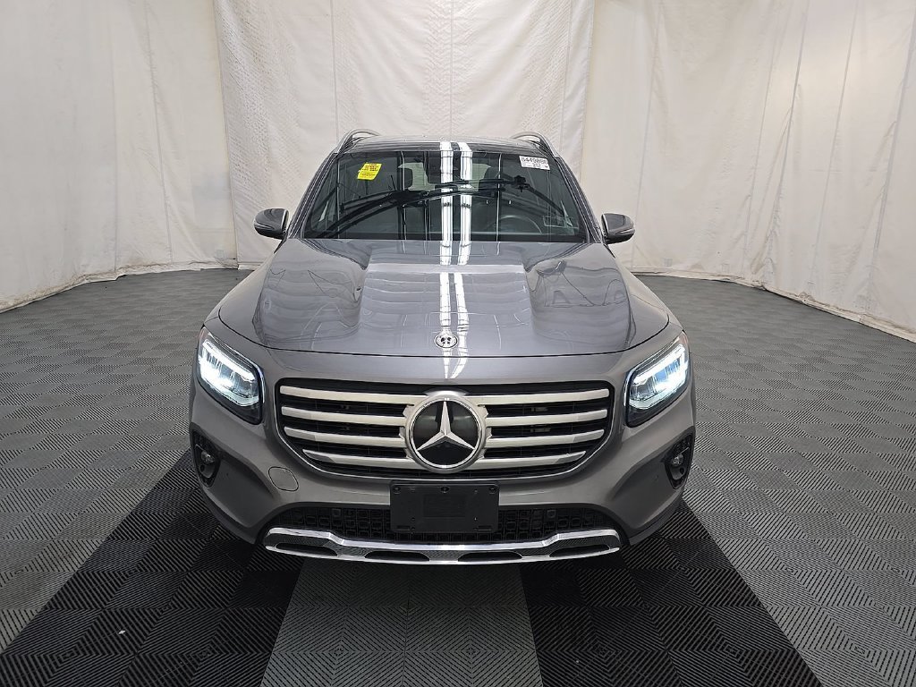 Certified Used 2024 Gray Mercedes-Benz GLB 250 image 2