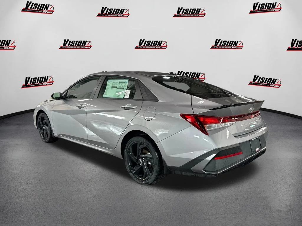 New 2026 Silver Hyundai SEL Sport image 7