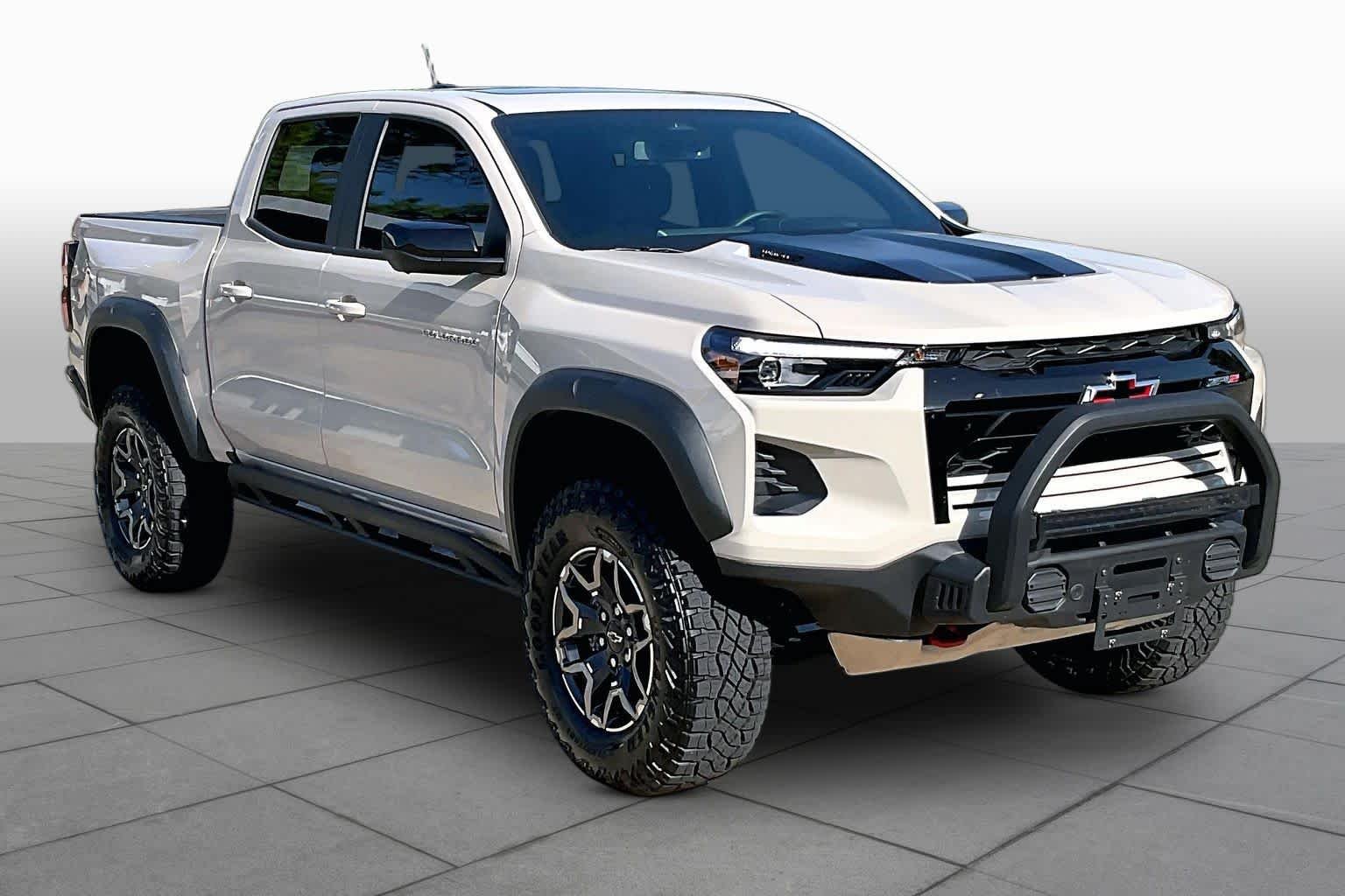Used 2026 White Sands Chevrolet 4WD ZR2 image 3