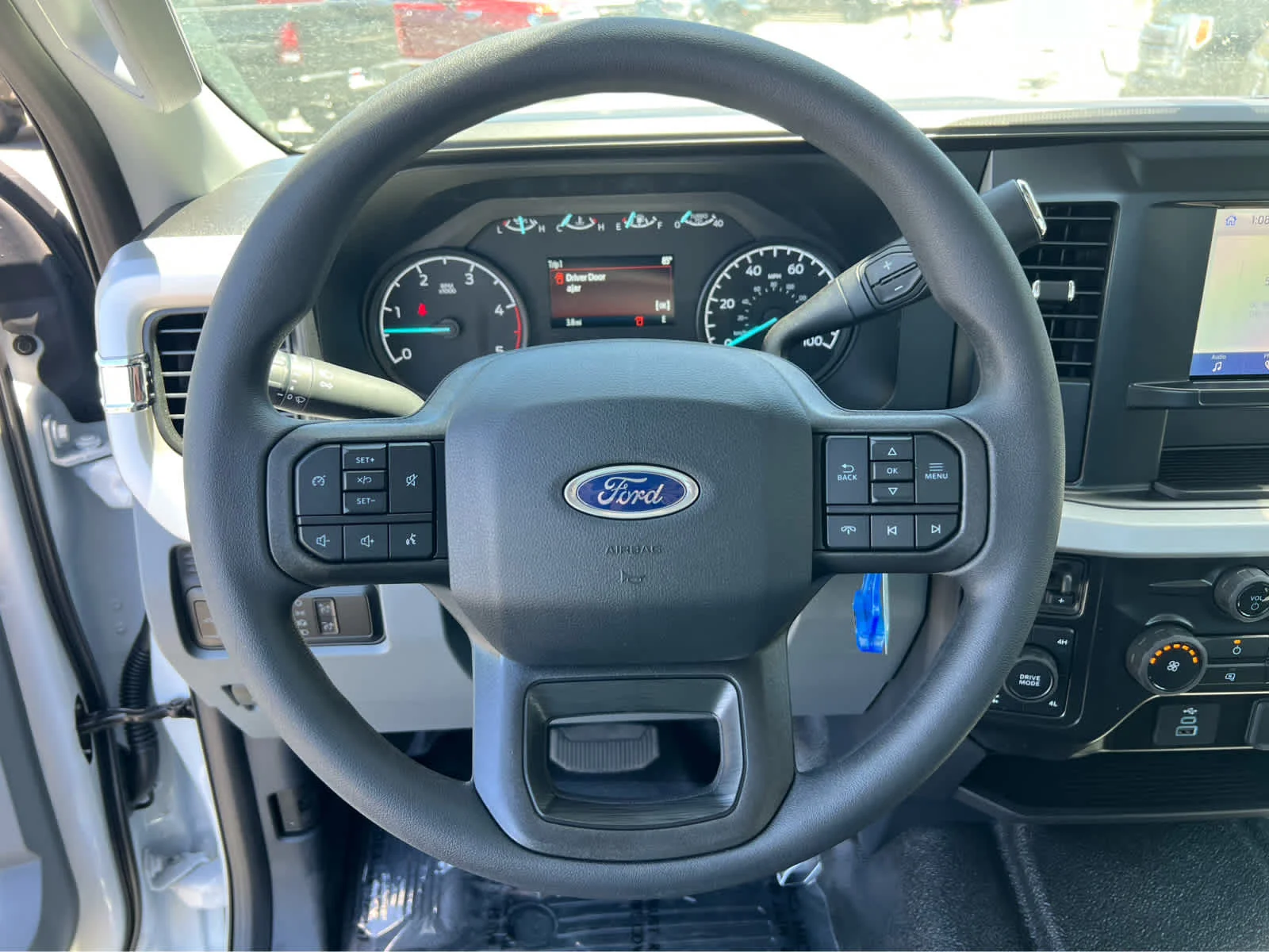 New 2026 Oxford White Ford XL image 35