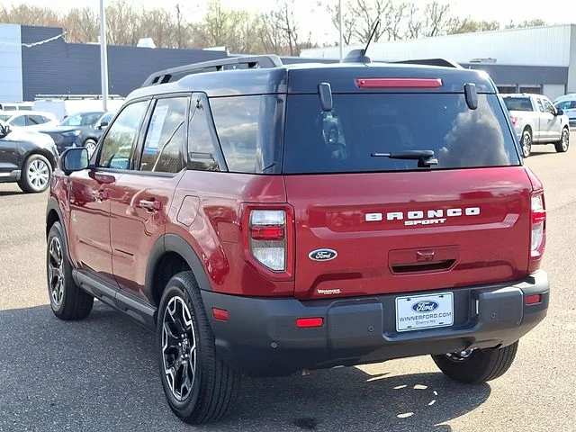 Used 2025 Ruby Red Metallic Tinted Clearcoat Ford Outer Banks image 4