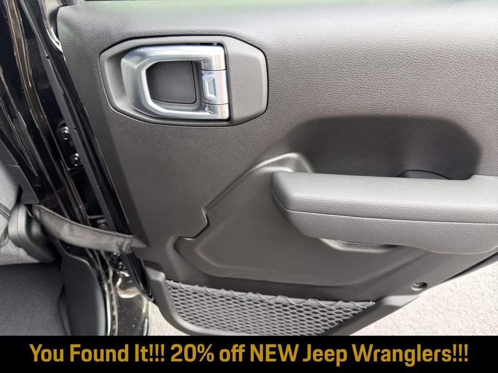 New 2026 Black Clear-Coat Exterior Paint Jeep Sport S image 29