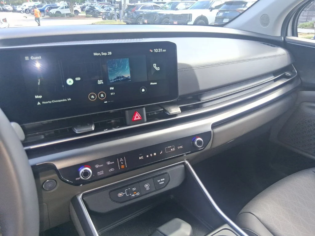 Used 2026 White Kia LXS image 13