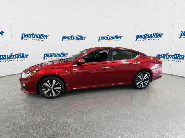 Certified Used 2019 Red Nissan 2.5 SV image 6