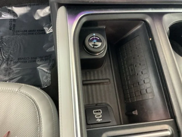 Used 2025 White Ford Platinum image 22