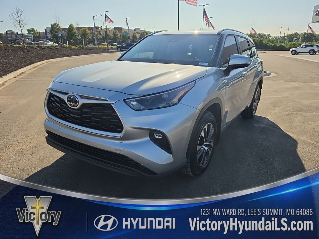 2025 Toyota Highlander XLE
