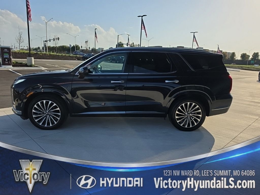 Used 2025 Hyundai Palisade Calligraphy with VIN KM8R7DGE8SU856066 for sale in Kansas City