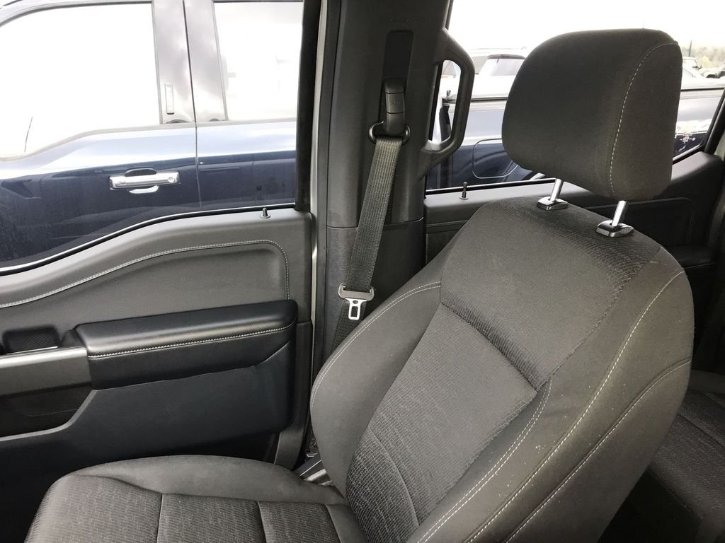 Used 2023 Silver Ford XLT image 24