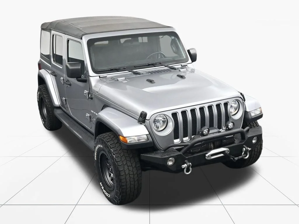 Used 2020 Billet Silver Metallic Jeep Unlimited Sahara image 33