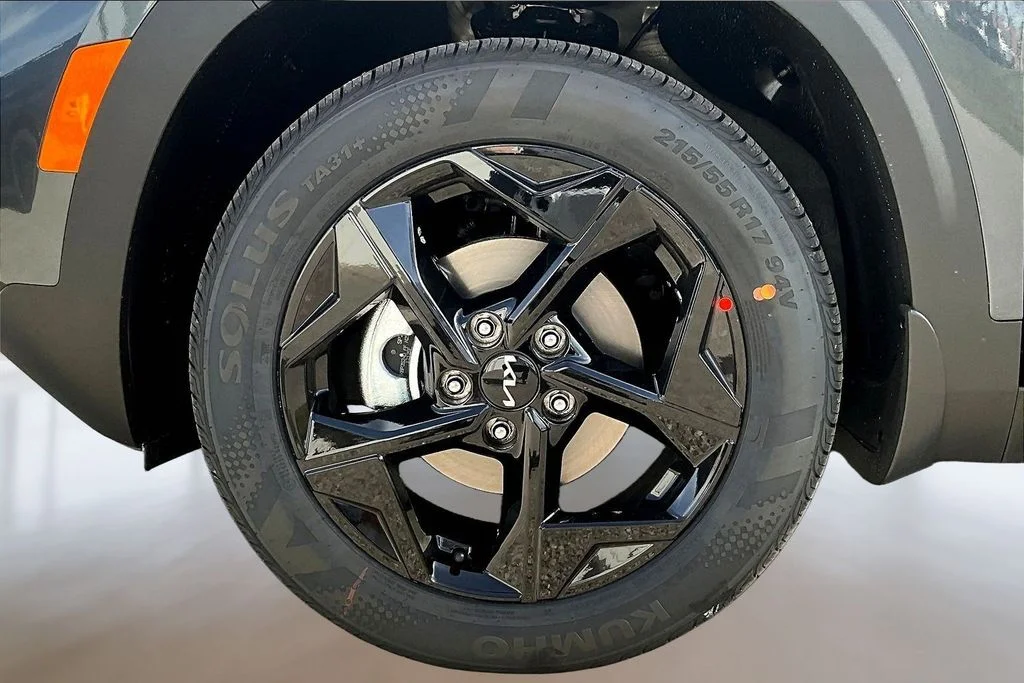 New 2026 Gravity Gray Kia EX image 12