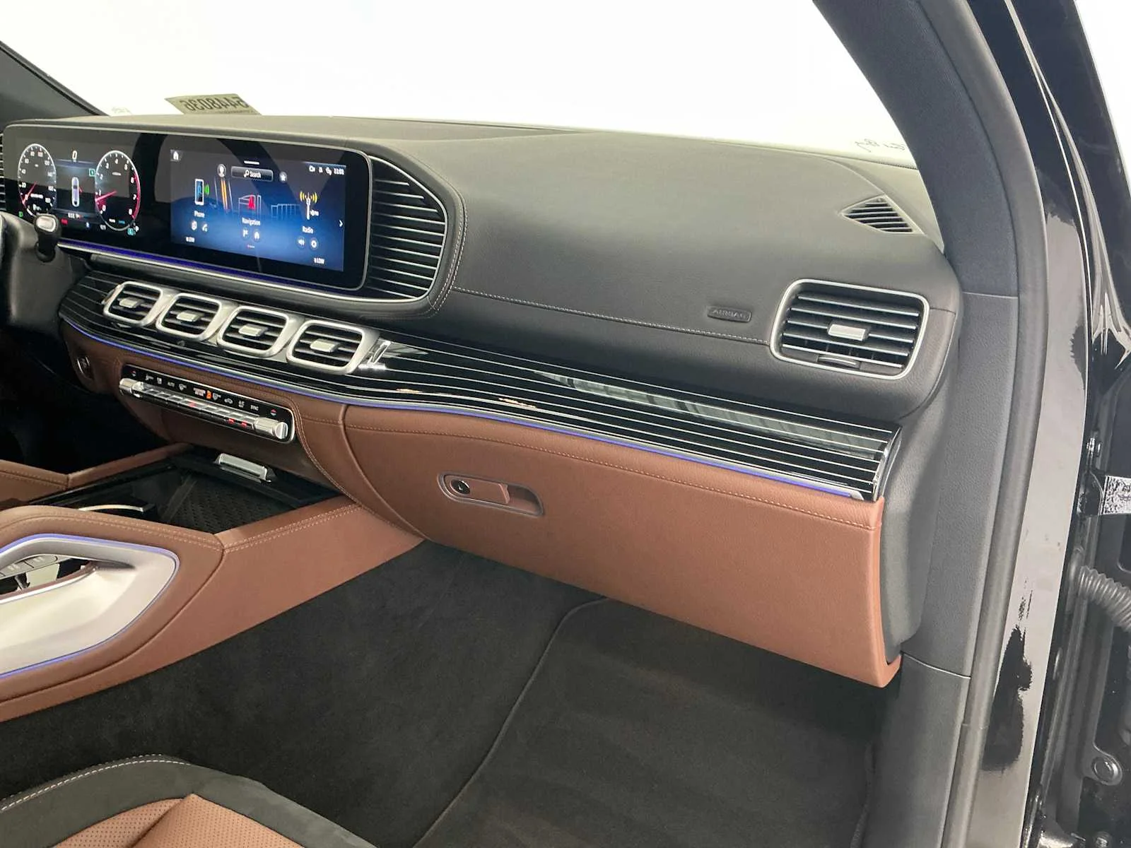 Certified Used 2025 Obsidian Black Metallic Mercedes-Benz AMG® GLE 53 image 20