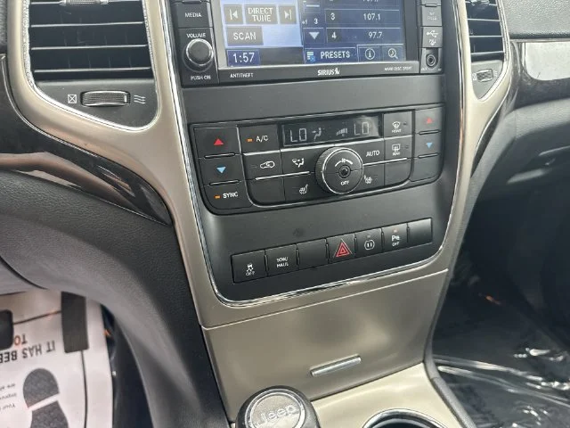Used 2012 Black Jeep Laredo image 24