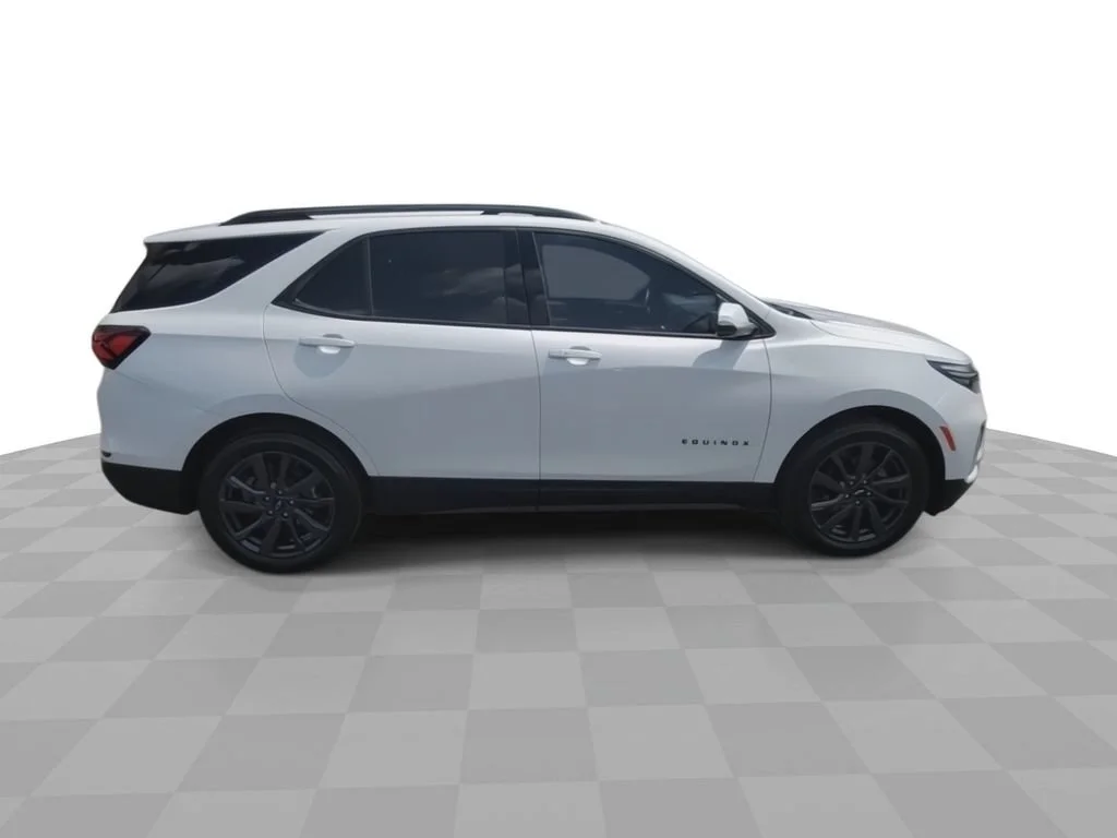 Certified Used 2023 IRIDESCENT PEARL TRICOAT Chevrolet RS image 9