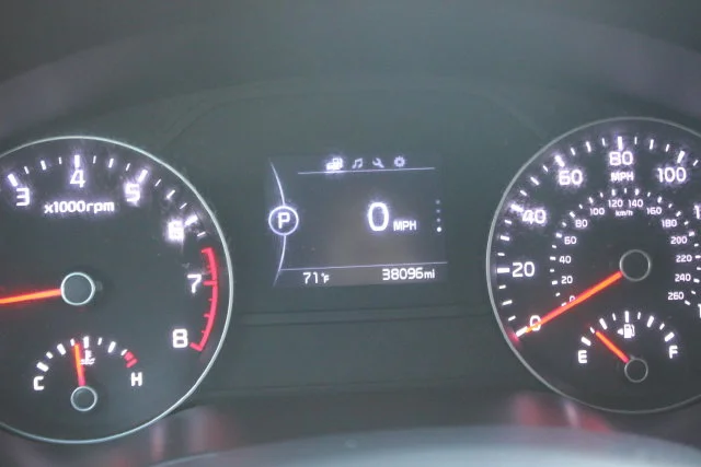 Used 2019 White Kia LX image 16