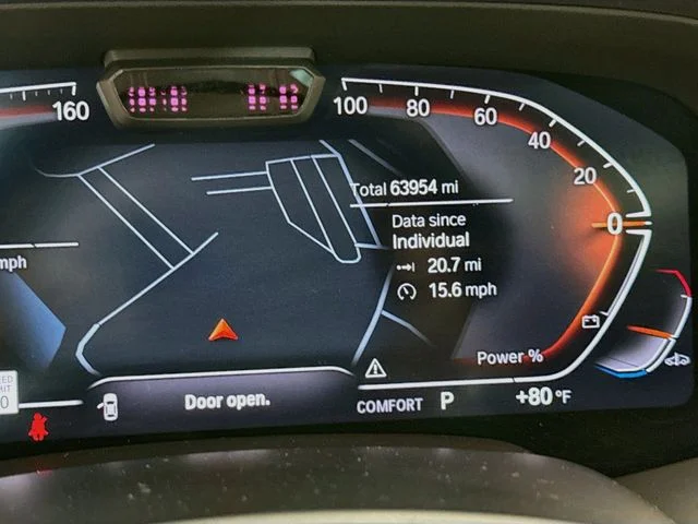 Used 2022 White BMW xDrive40i image 12