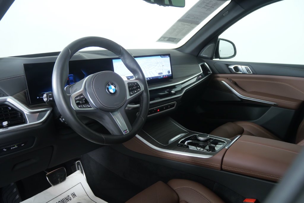 Certified Used 2026 Carbon Black Metallic BMW xDrive40i image 13