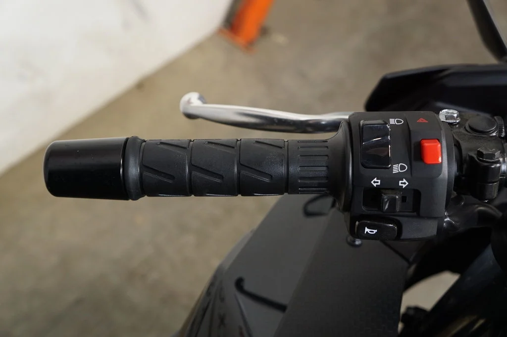 New 2026 Metallic Flat Spark Black/Metallic Spark Black Kawasaki Metallic Flat Spark Black image 7