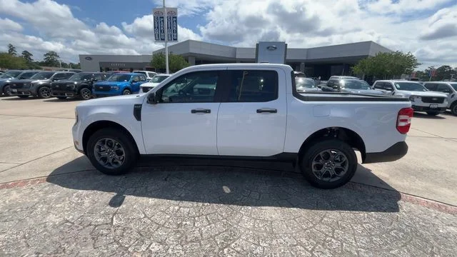 New 2026 Oxford White Ford XLT image 8