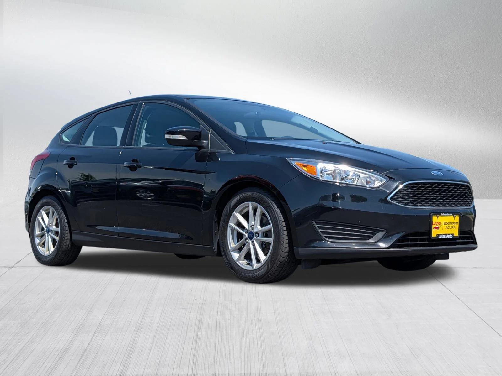 2017 Ford Focus 5 Door Hatch SE's photo