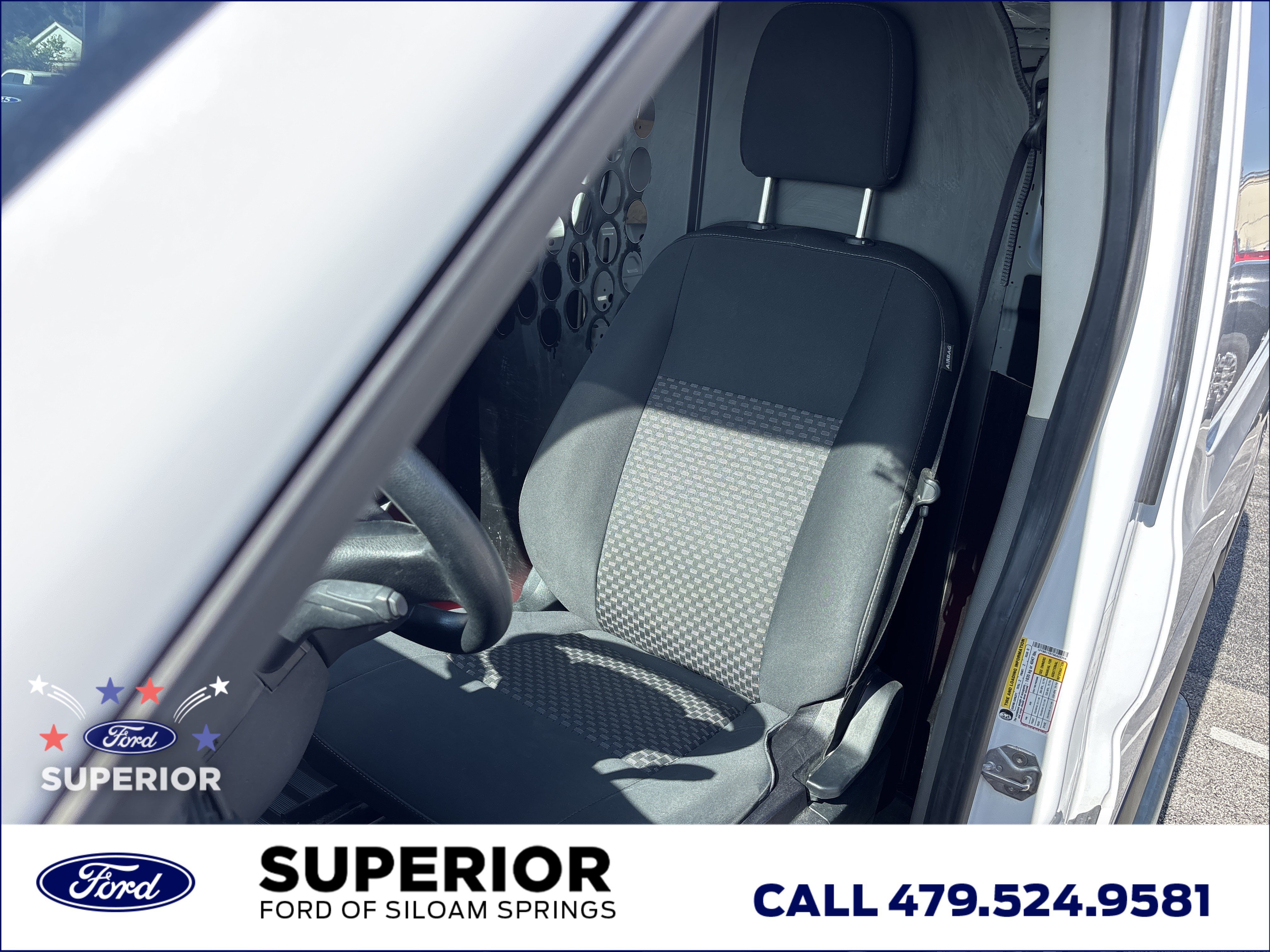 Used 2025 Oxford White Clearcoat Ford  image 18
