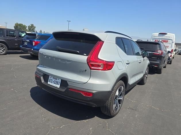 Used 2026  Volvo Plus image 4