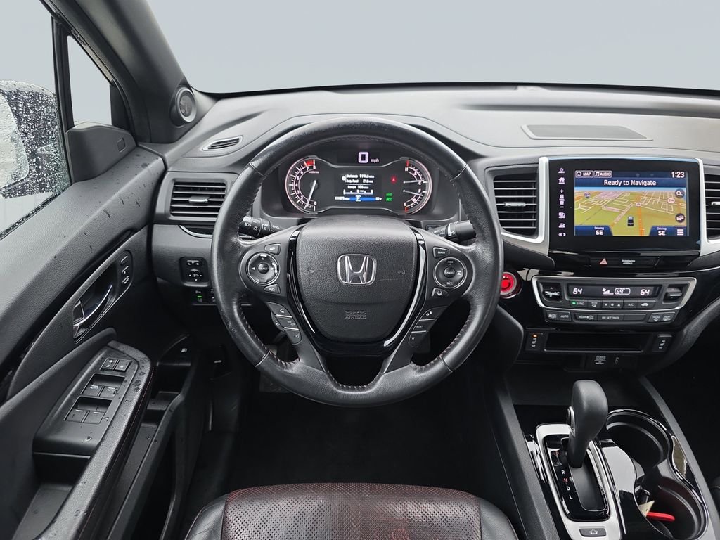 Used 2017 Crystal Black Pearl Honda Black Edition image 15