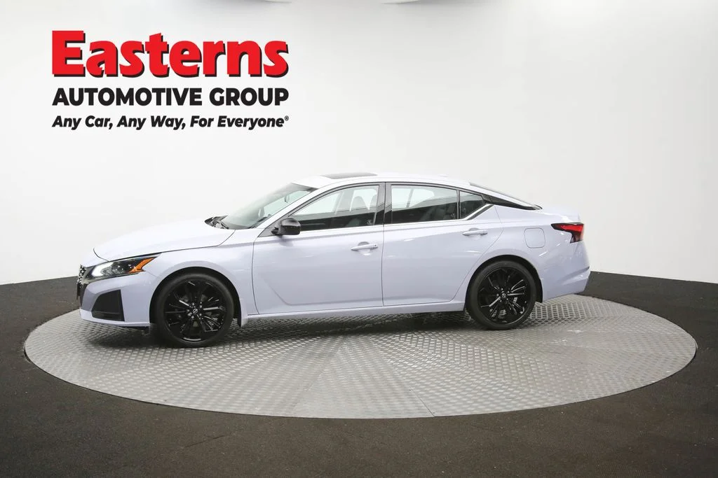 Used 2023 Gray Nissan 2.5 SR image 60