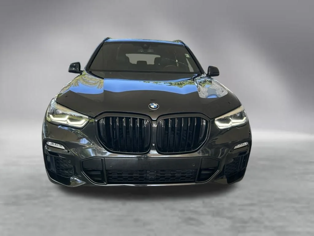 Used 2020 Black BMW sDrive40i image 11