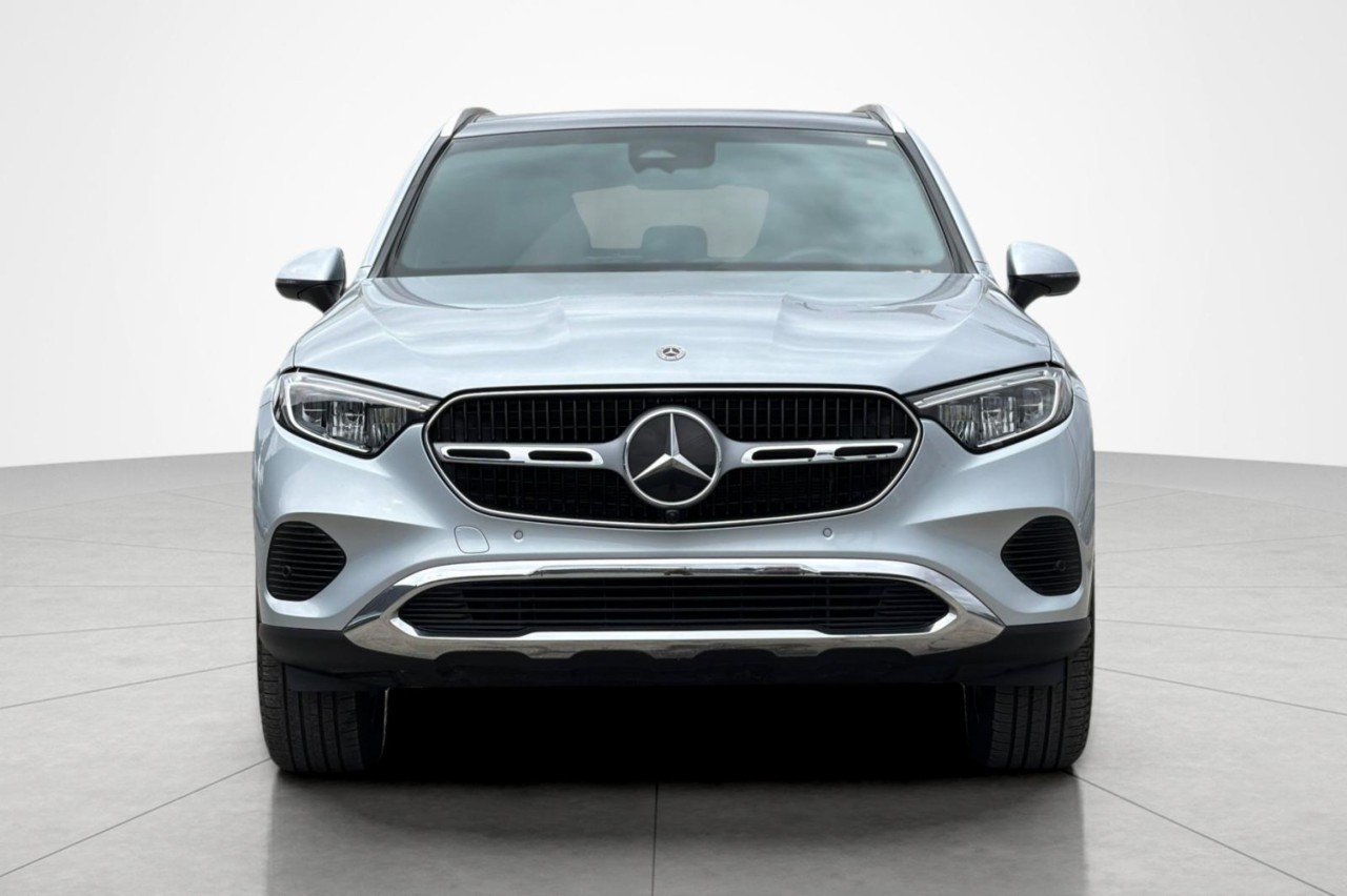 Used 2024 Cirrus Silver Metallic Mercedes-Benz GLC 300 image 8