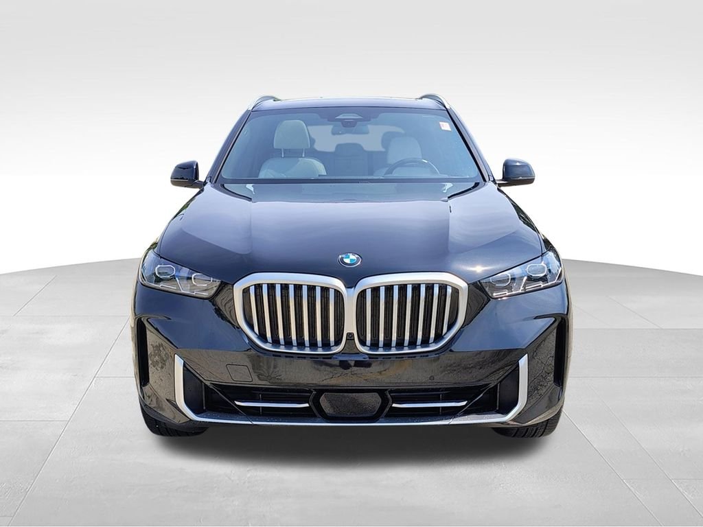 Used 2026 Black BMW xDrive40i image 5
