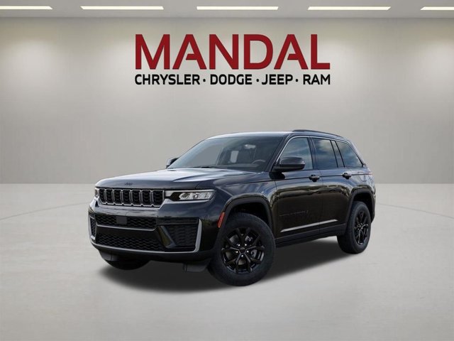 2026 Jeep Grand Cherokee Laredo Altitude