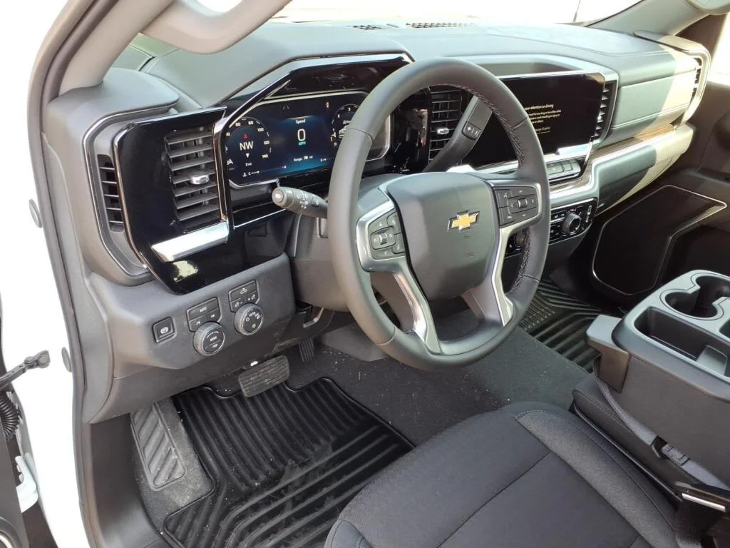 New 2026 Summit White Chevrolet LT image 8