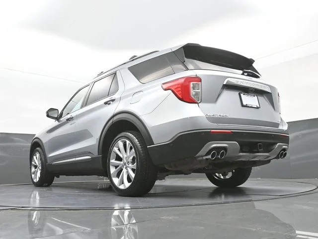 Used 2023 Silver Ford Platinum image 39