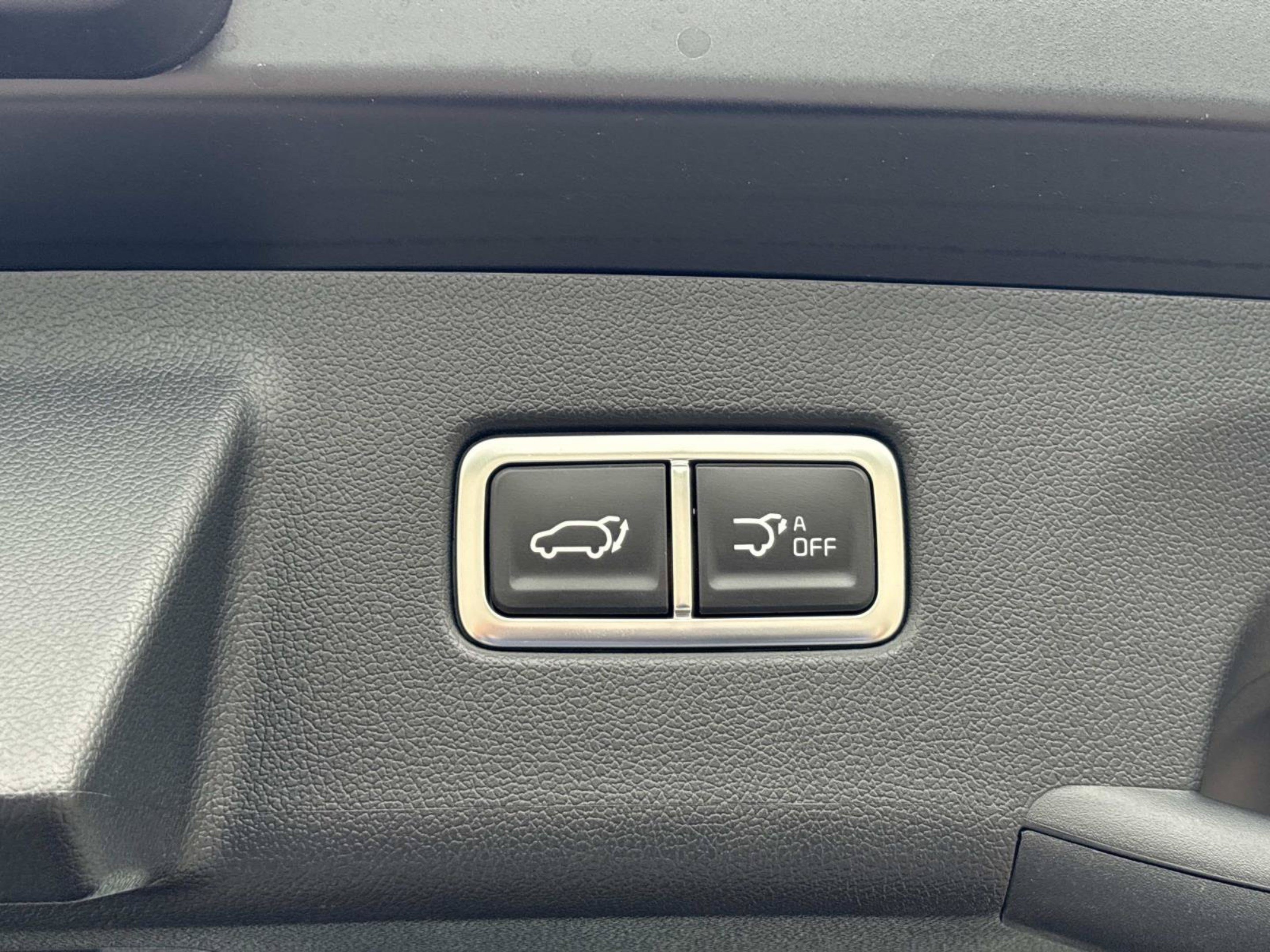 New 2026 Ebony Black Kia X-Line SX Prestige image 13