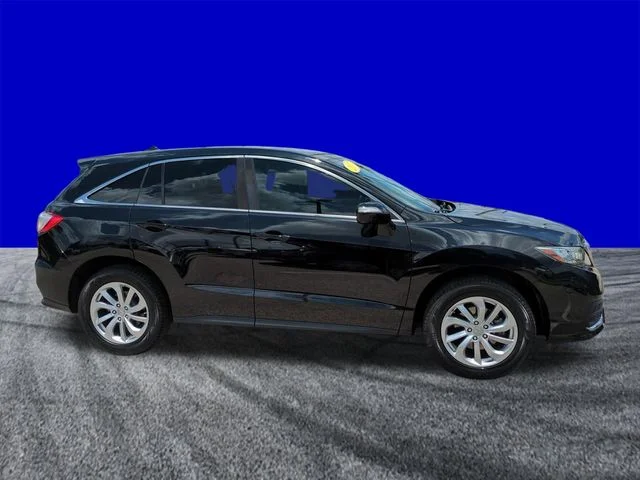 Used 2017 Crystal Black Pearl Acura Technology Package image 3